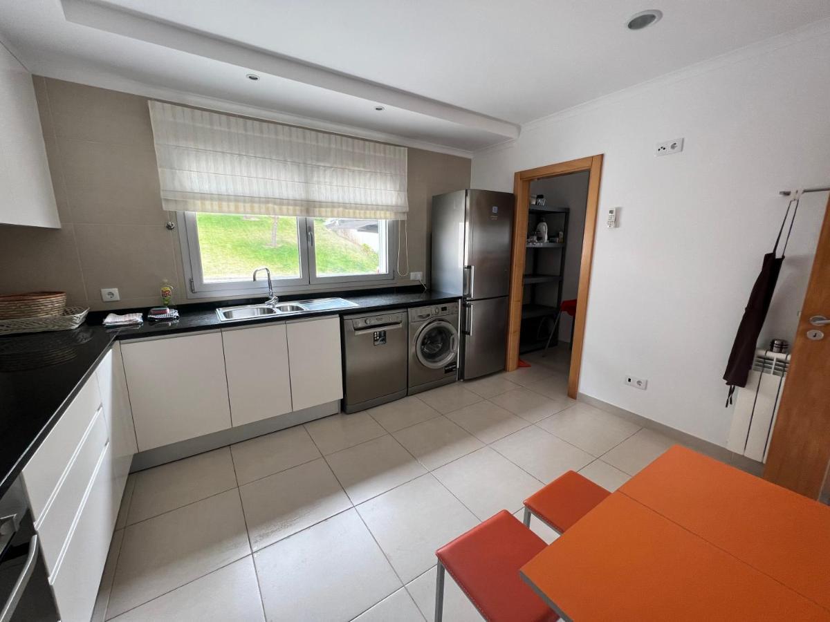 With Views Over The Atlantic Ocean And Swimming Pool * Famalicão